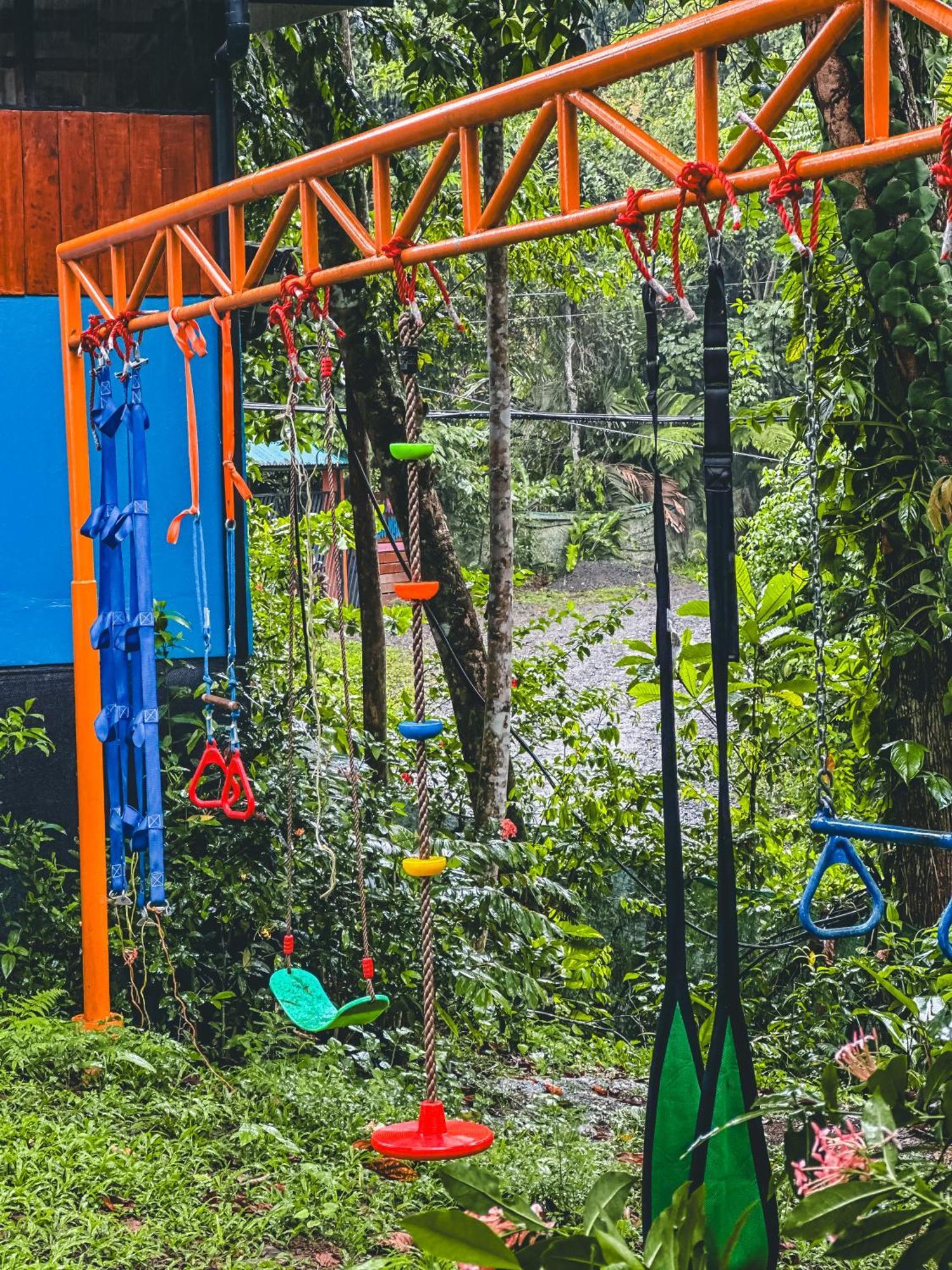 까위따 Selva Madre Eco-Sanctuary 아파트 호텔 외부 사진